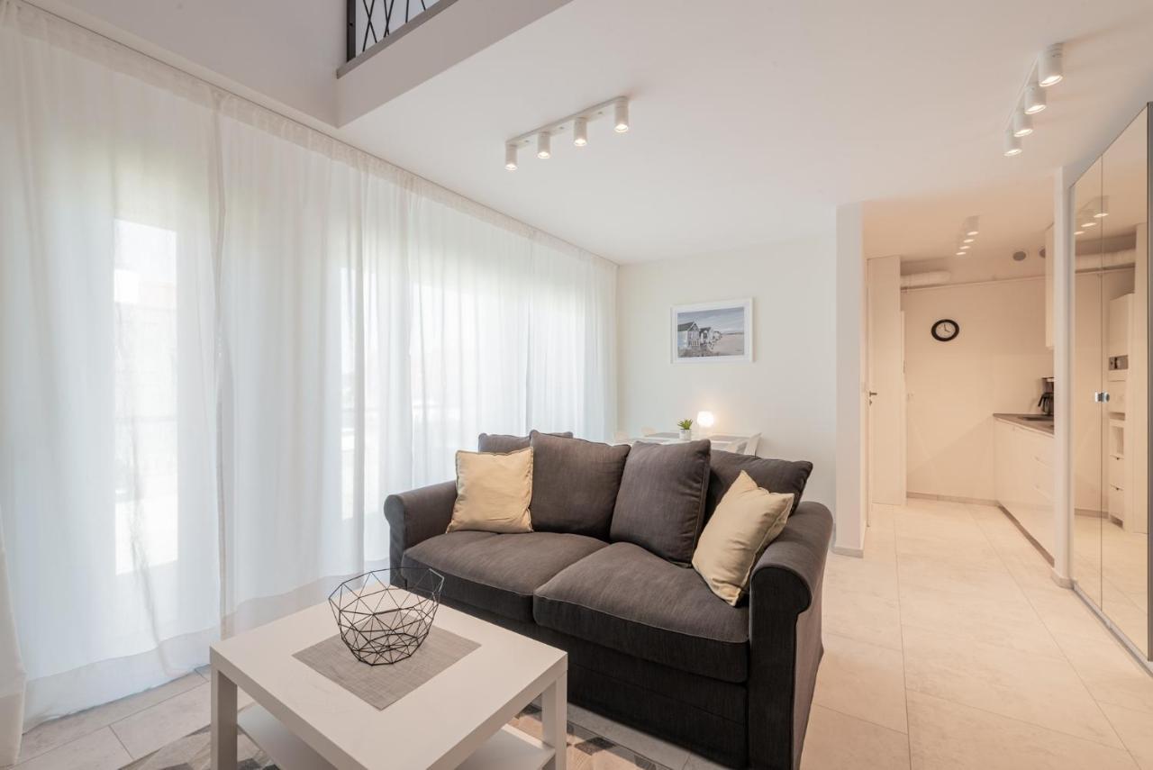 Jasne I Nowoczesne Sun Seasons 24 Blisko Plazy By Renters Niechorze